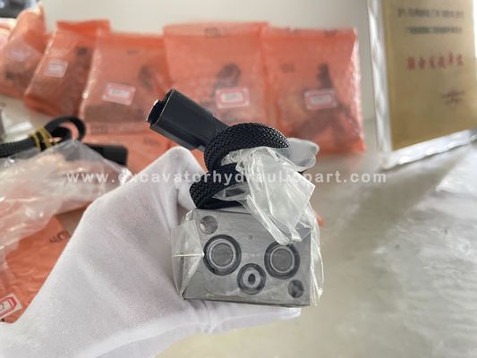 PC200-7 PC200-8 Excavator Hydraulic Solenoid Valve Hydraulic Main Relief Valve